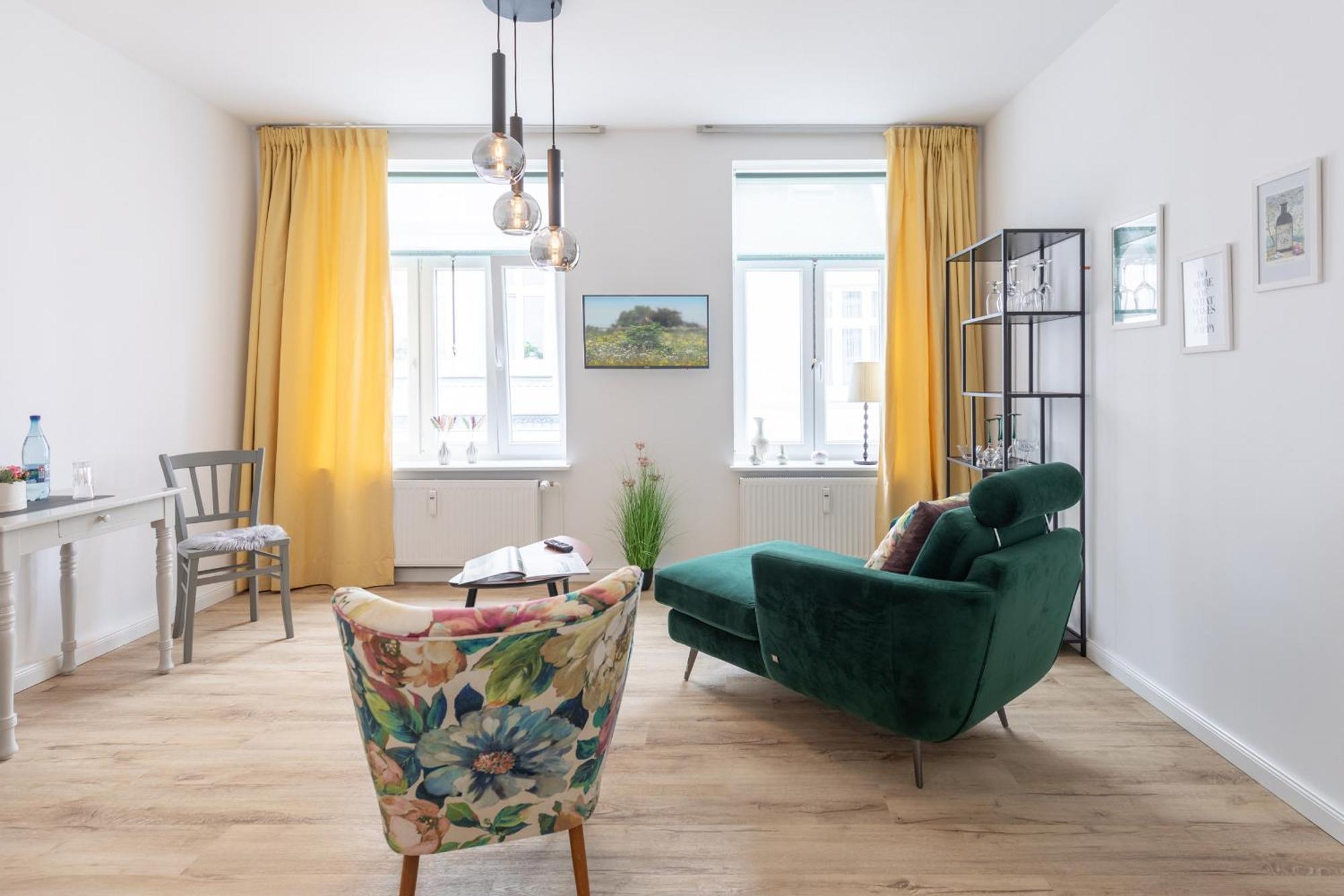 Buchenheinrich Berthas Groeoen Stuuv Apartment Garding Exterior photo