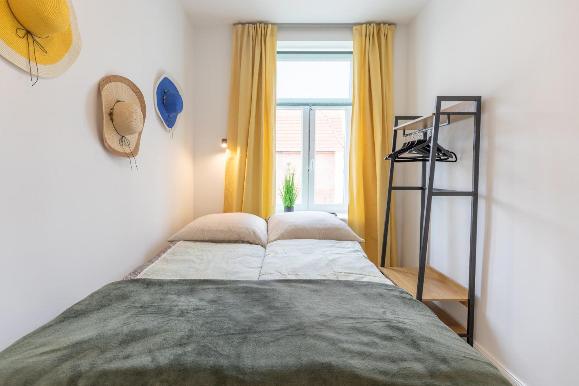 Buchenheinrich Berthas Groeoen Stuuv Apartment Garding Exterior photo